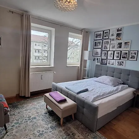 Beautiful 2-bedroom In Center מינכן