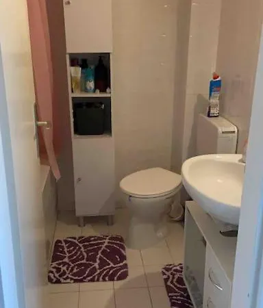 Apartment Beautiful 2-bedroom In Center *