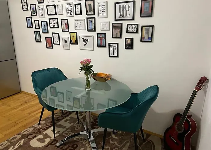 Appartement Beautiful 2-bedroom In Center